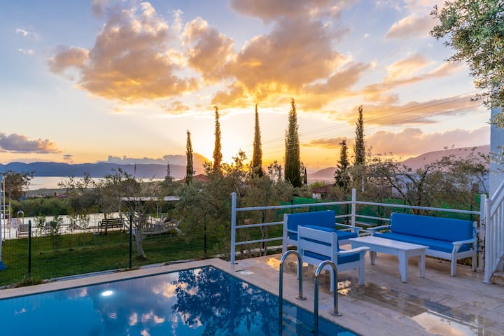 Private Villa With Lovely Lake View In Koycegiz 2 - Köyceğiz