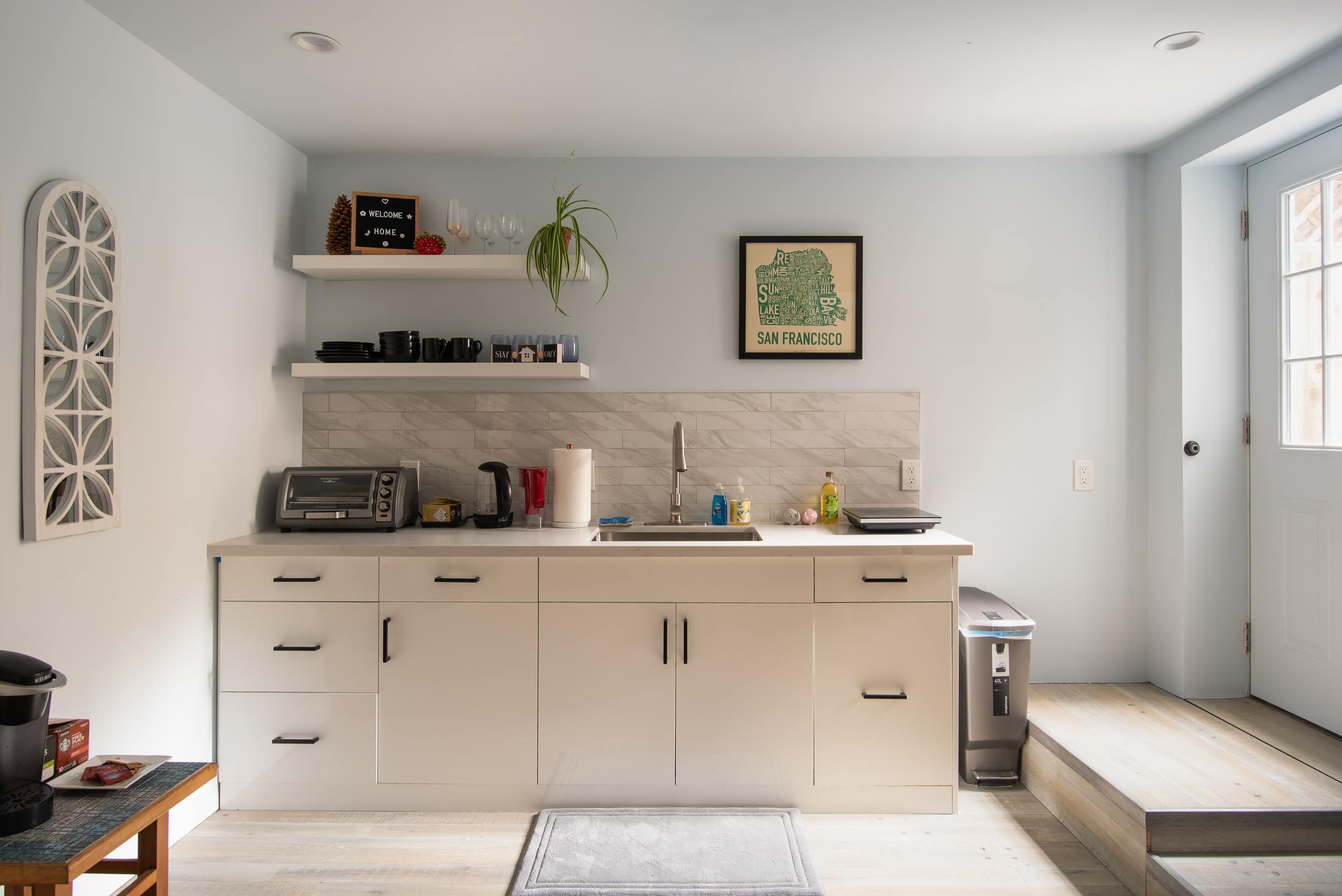 Modern, spacious guest suite near Glen Park BART - Image 2
