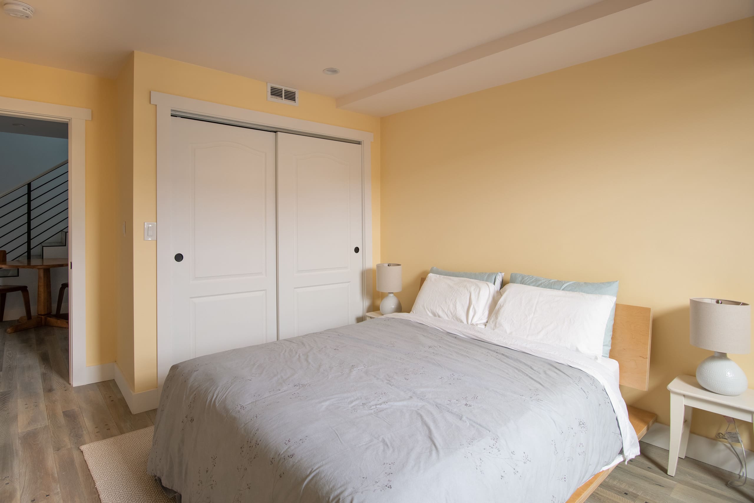 Modern, spacious guest suite near Glen Park BART - Image 9