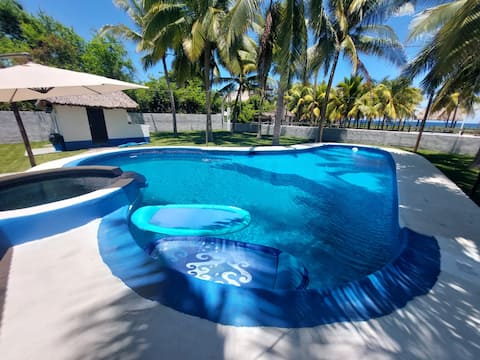 The Blue, House & Resort