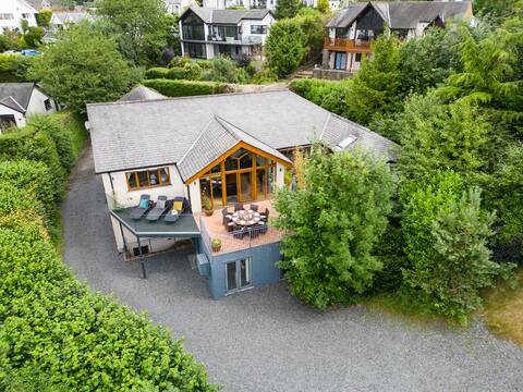 Central Bowness - Hot Tub, Lake Views & Cinema