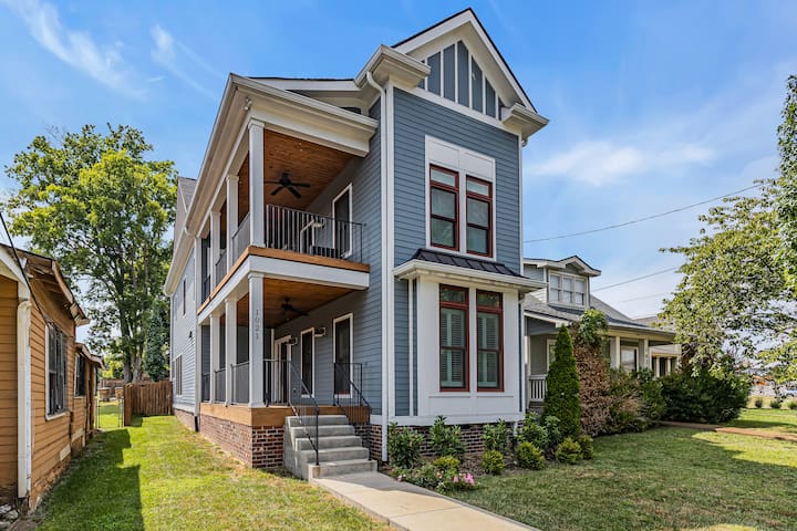 Luxury new house in downtown Nashville