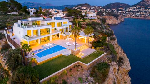 Blue Sky Mallorca Luxury Villa