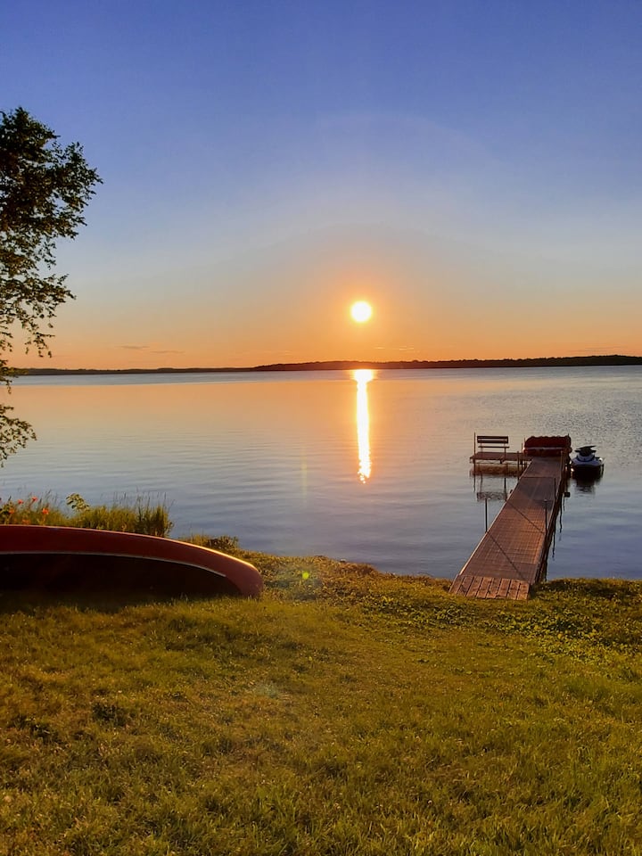 Lake Noquebay Home Houses for Rent in Crivitz, Wisconsin, United