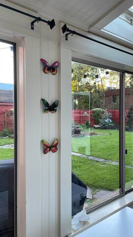 Historic Home Gothic • CornHill(UofR/Dwtn)KngBed gallery image 5