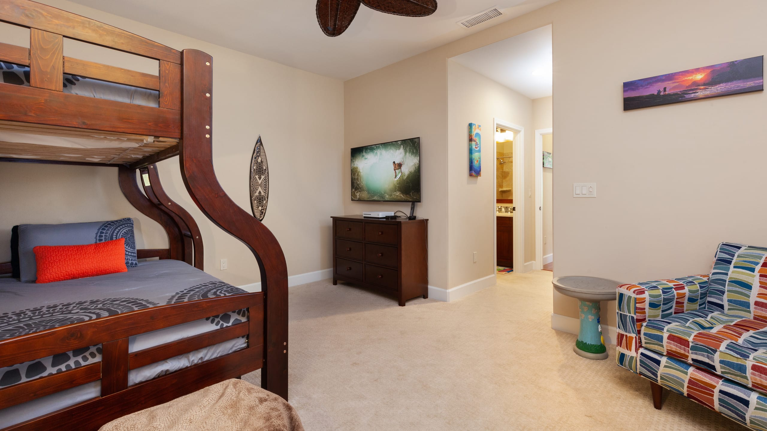 Home in Waimea · ★5.0 · 3 bedrooms · 5 beds · 3 shared baths - Image 16