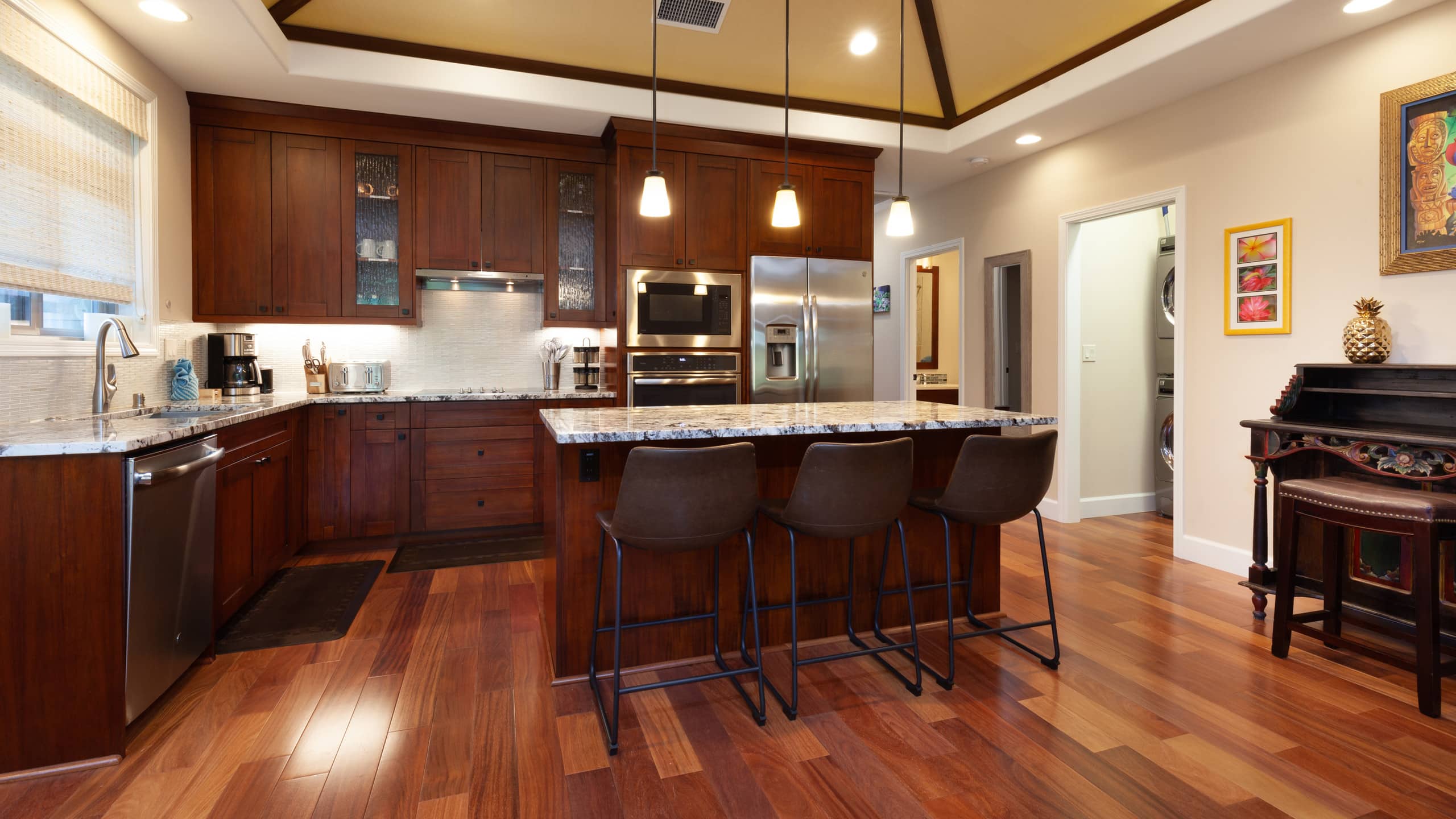 Home in Waimea · ★5.0 · 3 bedrooms · 5 beds · 3 shared baths - Image 8