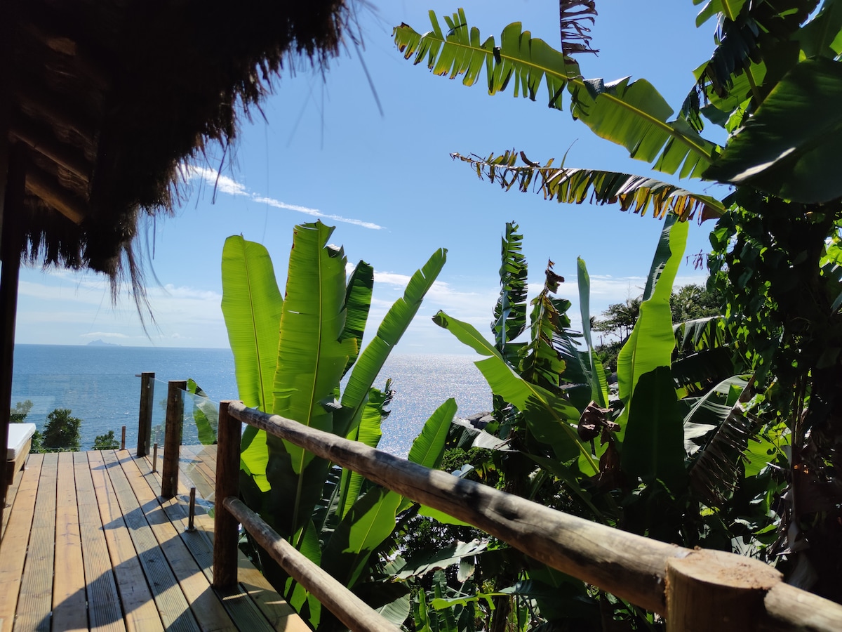 #1 · Ilhabela, Brazil | Cliffside cabin with a pool over the ocean photo 3