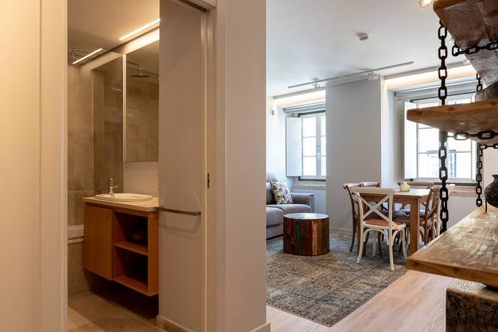 Comfort Two Bedroom Apartment gallery image 5