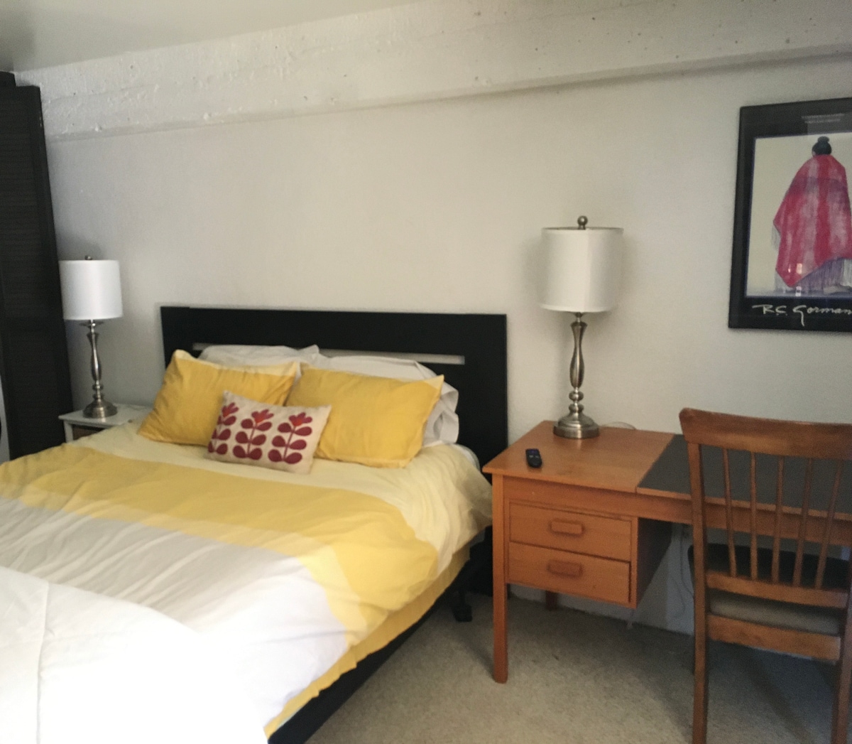 Lower level queen bedroom