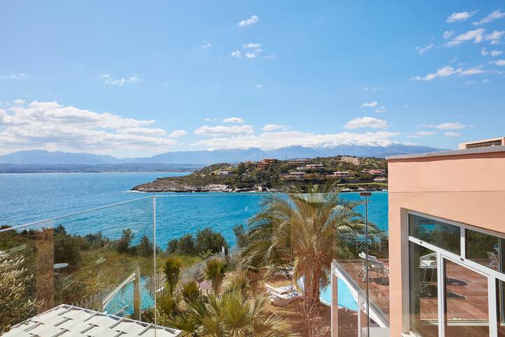 Seafront Villa Longobardi 4 Bedrooms gallery image 3