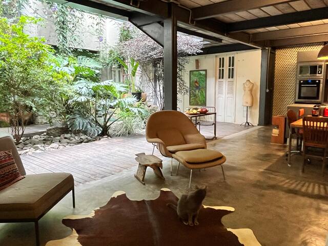 Vintage-chic House in Santa Teresa gallery image 5