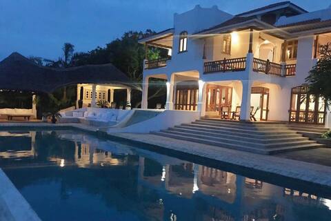 Araliya House -Stunning Ocean Facing Villa