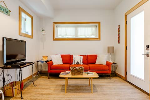Pura Vida: Eco-Modern, Cozy and Central