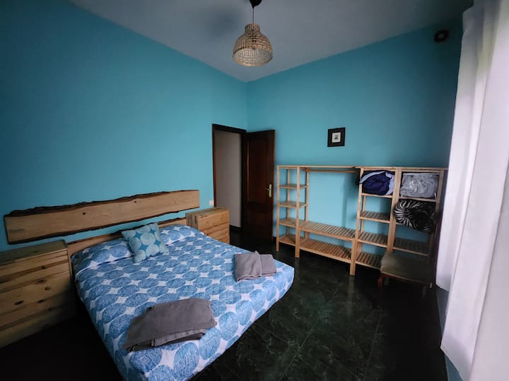 საძინებელი 4