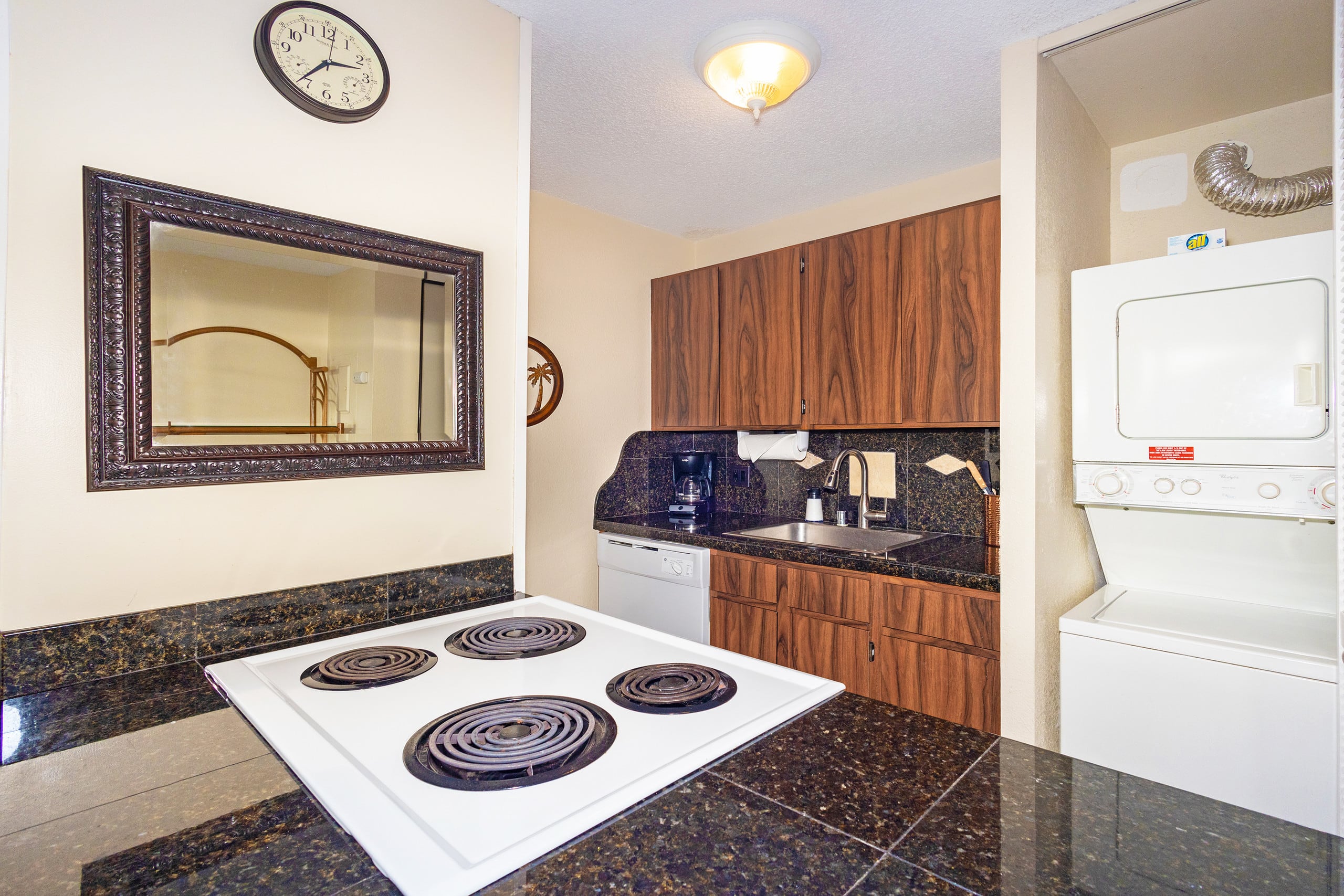 Condo in Kihei · ★4.82 · 1 bedroom · 1 bed · 1 private bath - Image 9