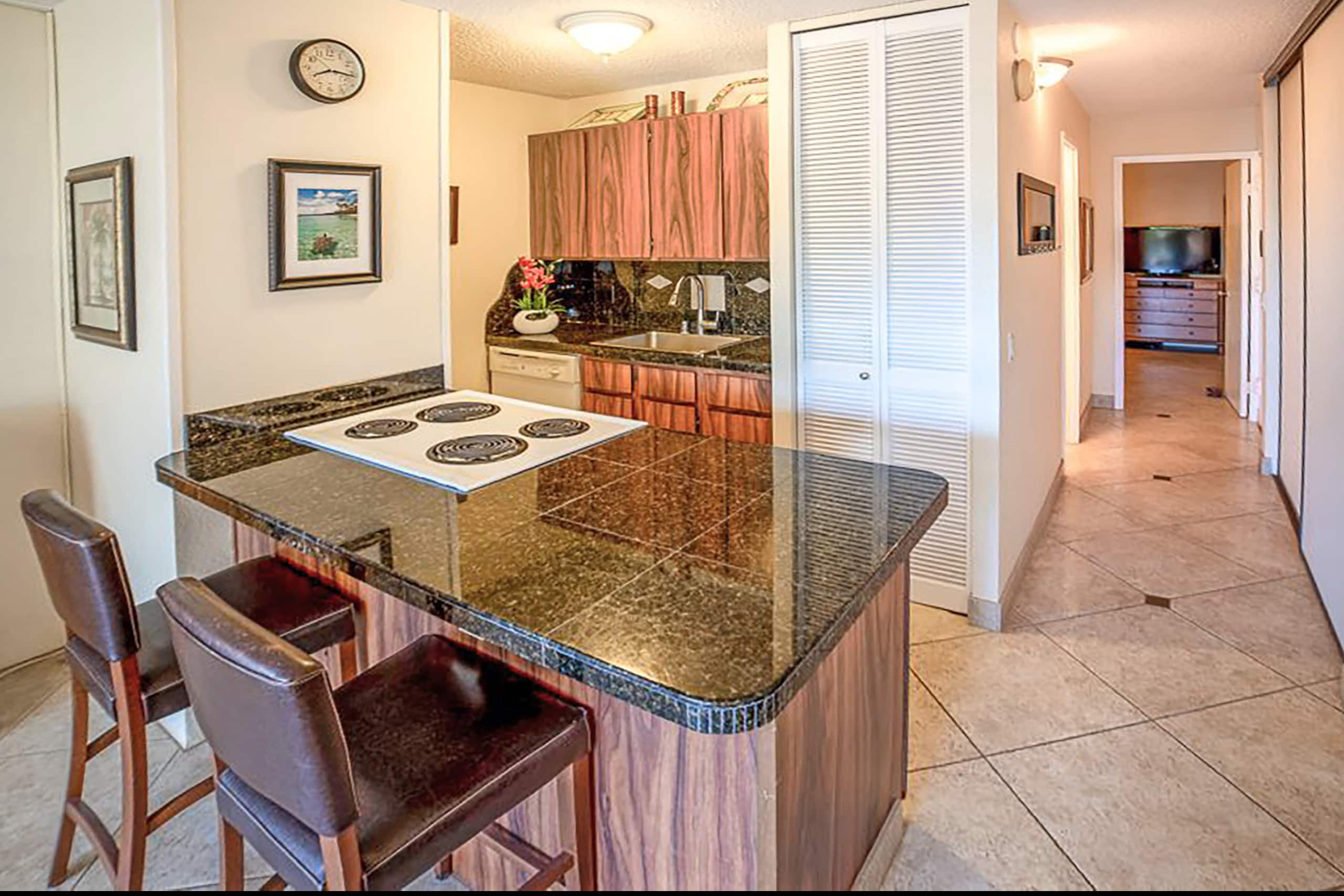 Condo in Kihei · ★4.82 · 1 bedroom · 1 bed · 1 private bath - Image 7