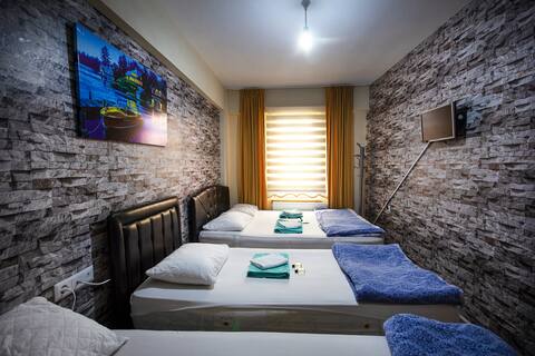 Cozy as your home - Hotel22 (Quadruple Room)
