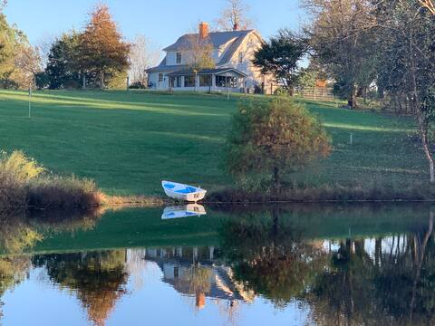 Pet-Friendly Country Farm House on Pond