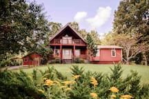 Brimstone Getaway w/Mountain View’s rental in Helenwood