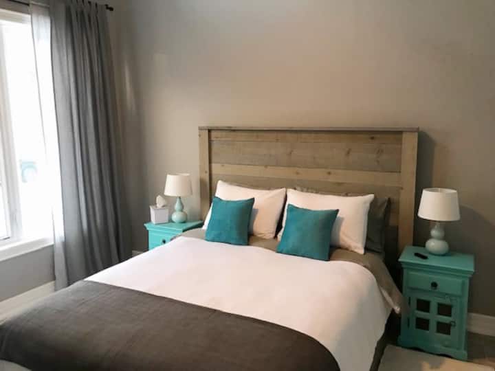 Супер удобен и удобен кревет