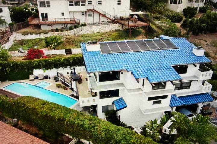 San Diego Villa with pool, spa & sunset views – S4 gallery image 5