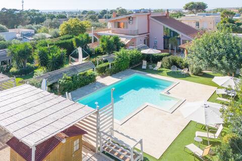 Timparosa, with heated pool 2 km from the beach