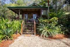 Lake+Weyba+Cottage+Noosa+Spring+has+Sprung%2C
