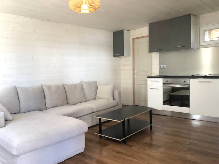 Chalet Typique Gruissanais, 150m De La Plage (Rdc) - Gruissan