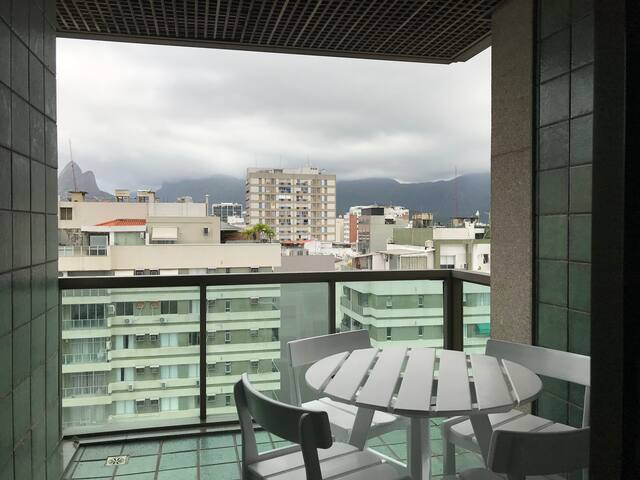 Tiffanys Ipanema 905 gallery image 4