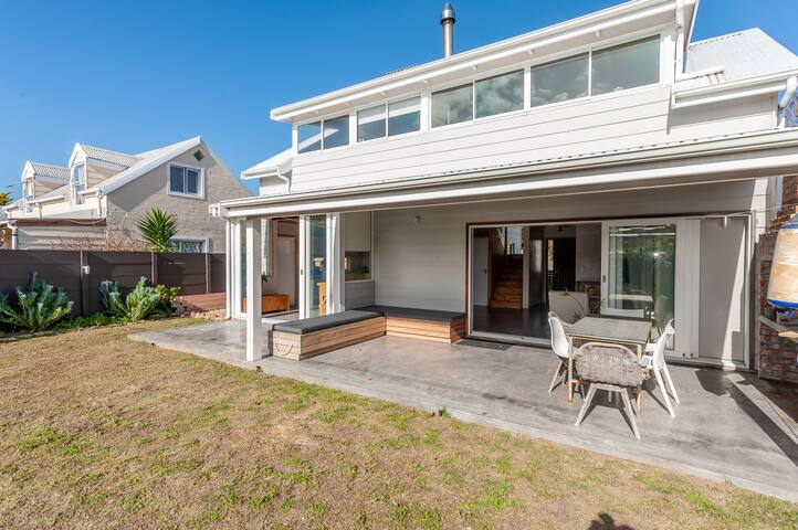 Champagne Cottage in Kommetjie – Hemp Home gallery image 2