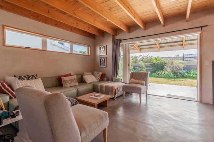 Champagne Cottage in Kommetjie – Hemp Home gallery image 3