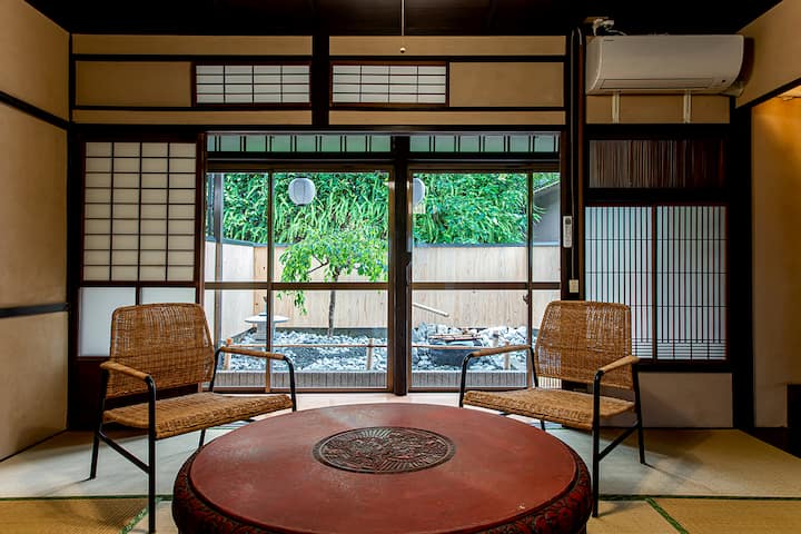 Oyado梅 思案橋すぐそば 和旅館風古民家100 まるごと貸切の宿 1日1組限定 8名宿泊可能 Houses For Rent In Nagasaki Nagasaki Japan Oyado梅 思案橋すぐそば 和旅館風古民家100 まるごと貸切の宿 1日1組限定 8名宿泊可能 Houses For Rent In Nagasaki Nagasaki Japan