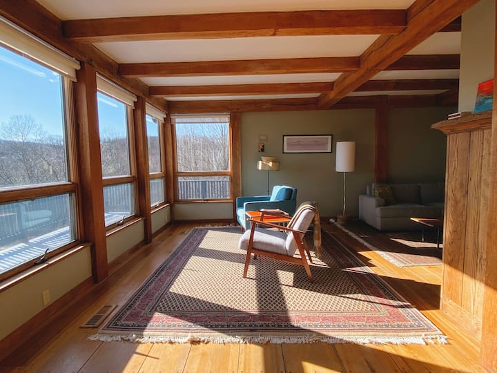 Mountain Retreat With A View - Kent, CT