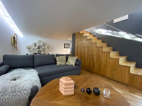 Top Airbnb: Unique Duplex with own Terrace en Madrid
