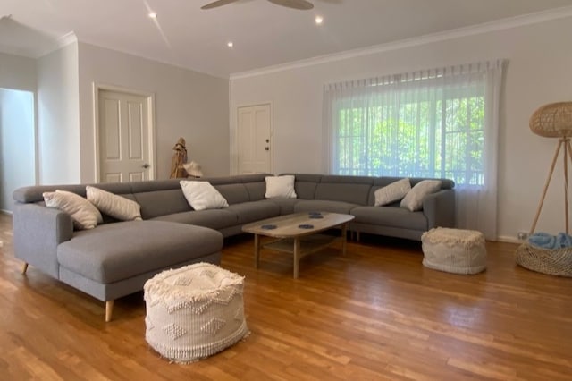Popular Airbnb listing: A sundrenched, secluded oasis 200m from the beach in Pearl Beach