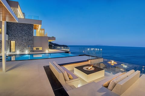 Hyperion Luxury Villa  - live your Aegean Dream!💜