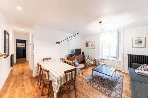 Successful Airbnb property: Apartment in the middle of Dinard in Dinard