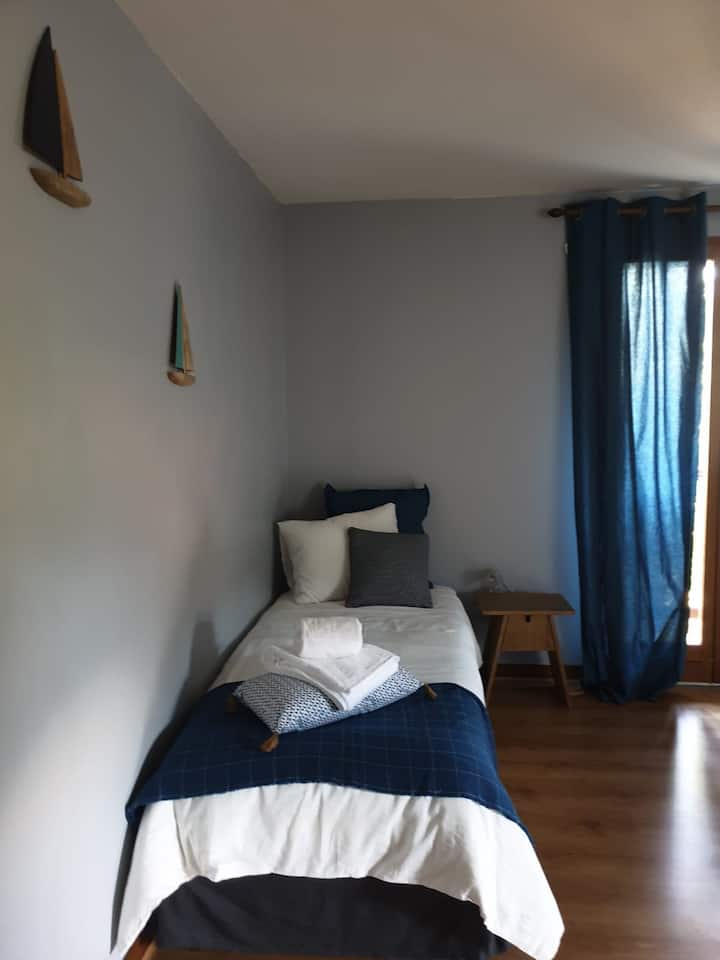 საძინებელი 2