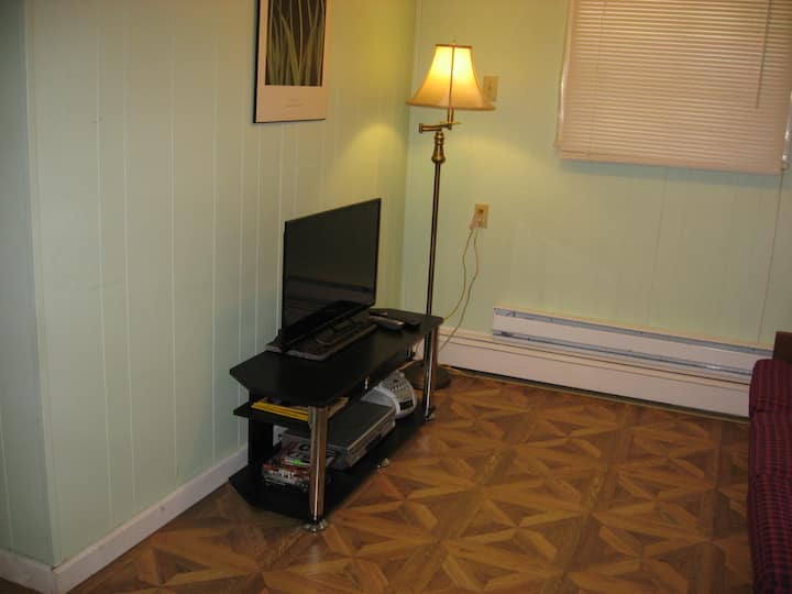 1 Full Bedroom Nice Apartment
Good Rate/location - Halifax