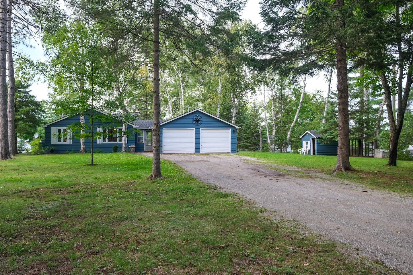 Cozy lounge corner with natural textures
