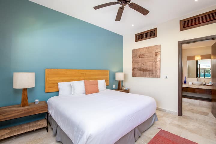 Საძინებელი კინგითა და სააბაზანოთი