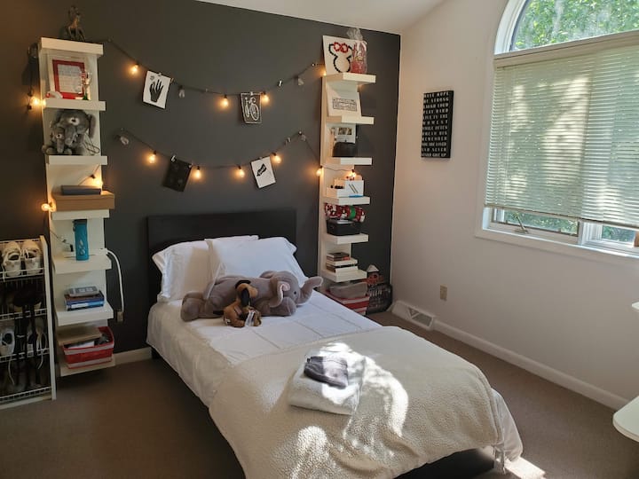 Საძინებელი №3, საბავშვო ოთახი