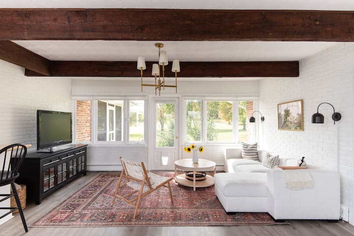 50-Acre Farmhouse Getaway Oasis in VA Wine Country