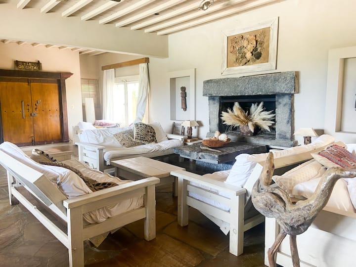 غرفة المعيشة