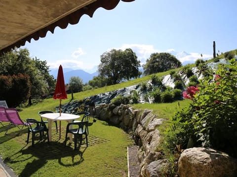Top Airbnb: Apartment with Mont Blanc view, close to the slopes in Combloux