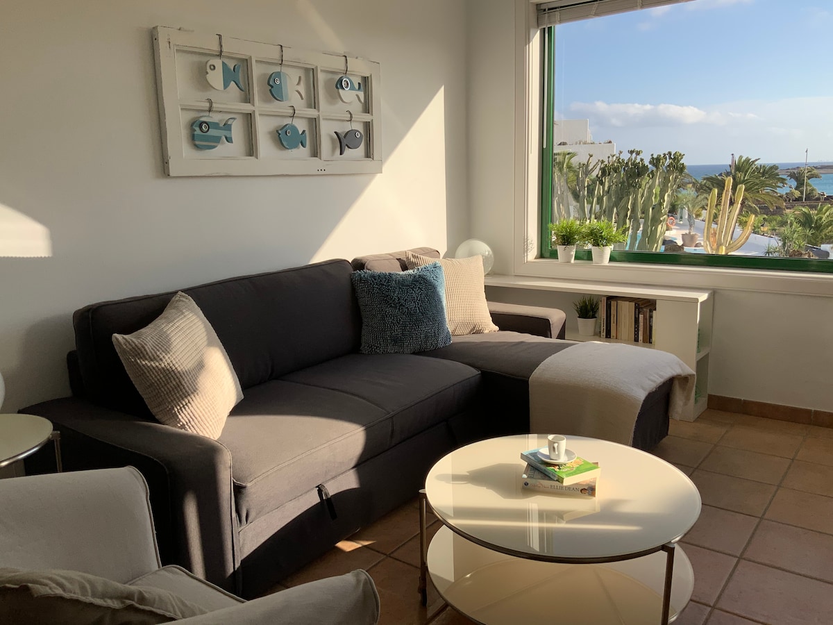 Top Airbnb: SHELL HOUSE-1 Beachfront apartment. Really amazing in Teguise