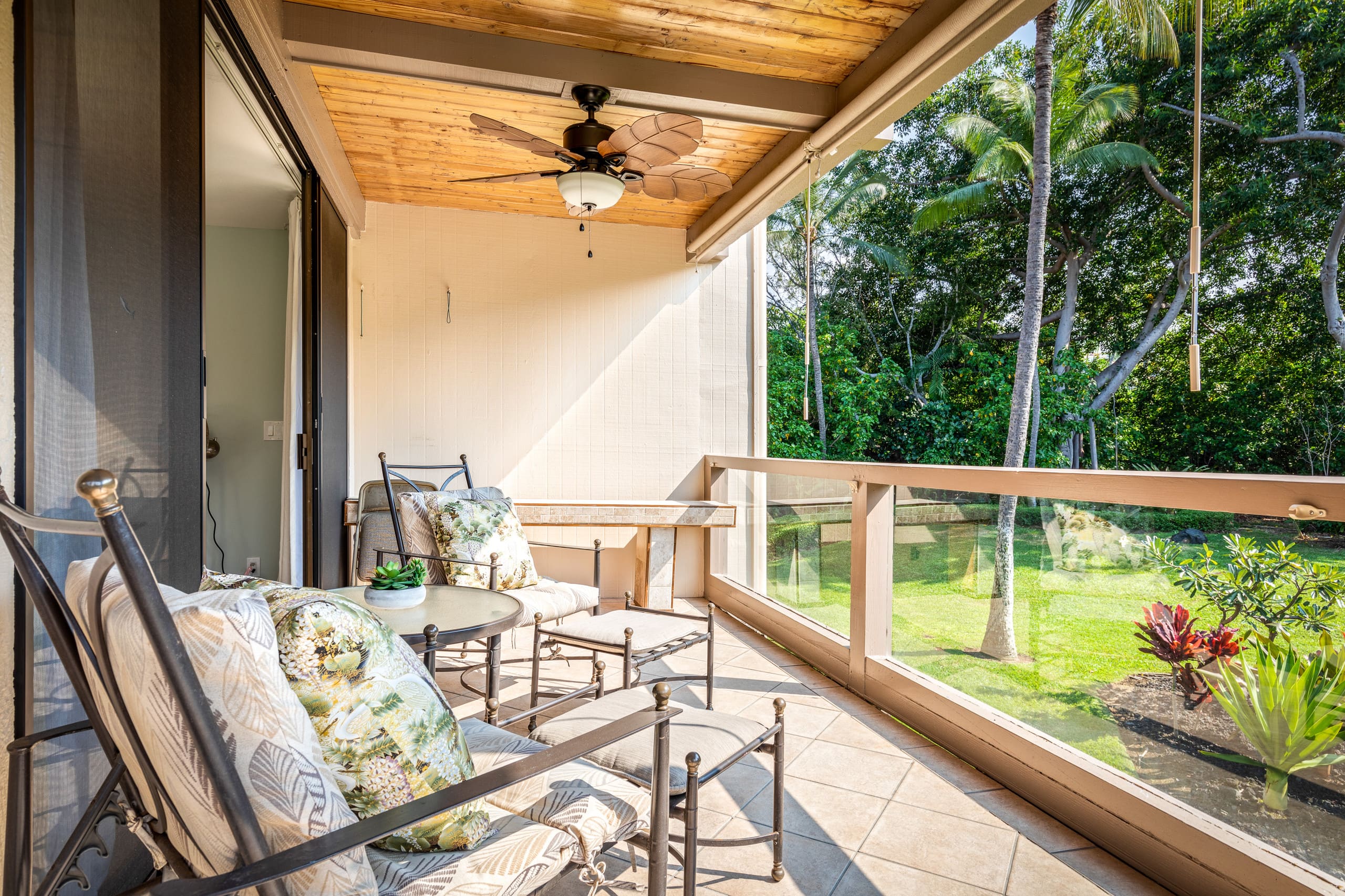 Condo in Kailua-Kona · ★4.8 · 2 bedrooms · 3 beds · 2 private baths - Image 21