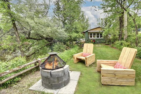 Popular Airbnb listing: '57-Sunshine and Lollipops, join us on Waterfront in La Conception
