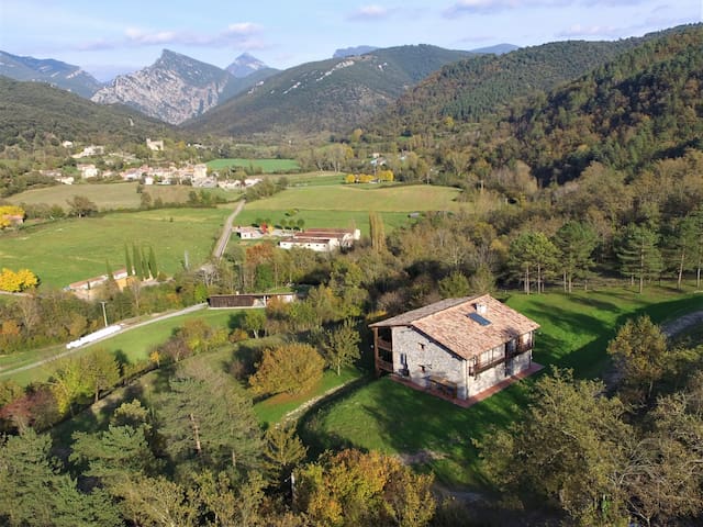 Casa Rural restaurada i equipada – Garrotxa 8p